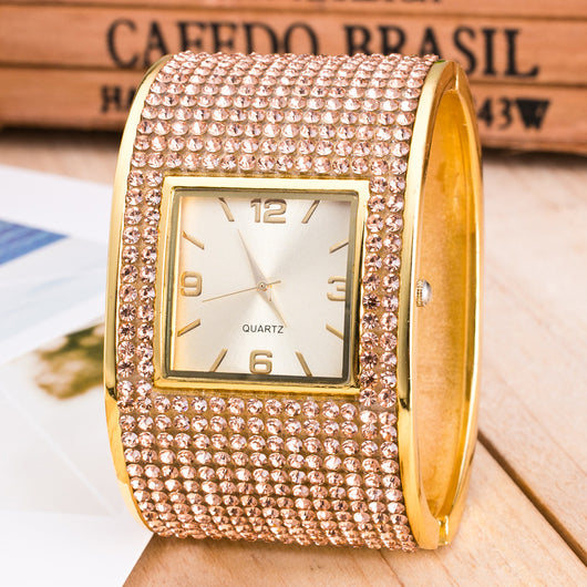 Reloj de Moda con Diamantes - Image 14