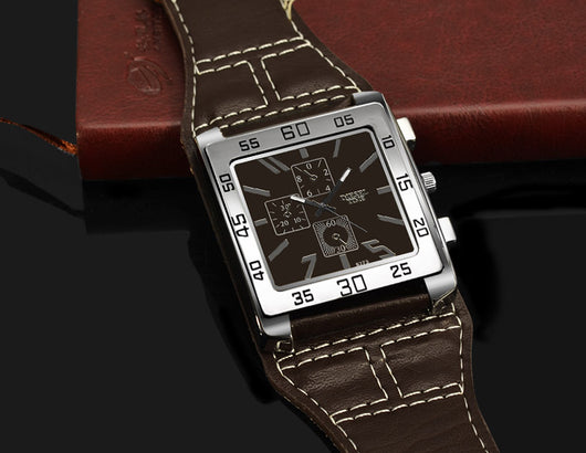 Reloj Deportivo Militar Cuadrado de Acero - Image 3