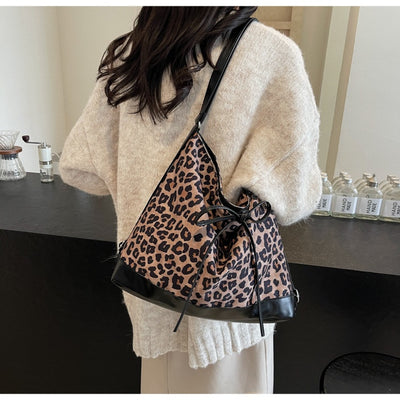 Mochila de Moda con Estampado Leopardo de Gran Capacidad Multiusos - Image 10