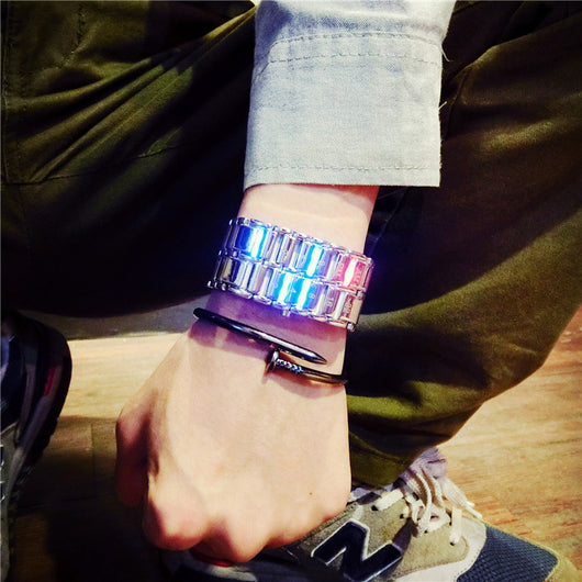 Reloj Digital LED Unisex - Pulsera Electrónica de Pareja Moderna - Image 7