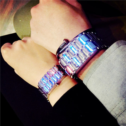 Reloj Digital LED Unisex - Pulsera Electrónica de Pareja Moderna