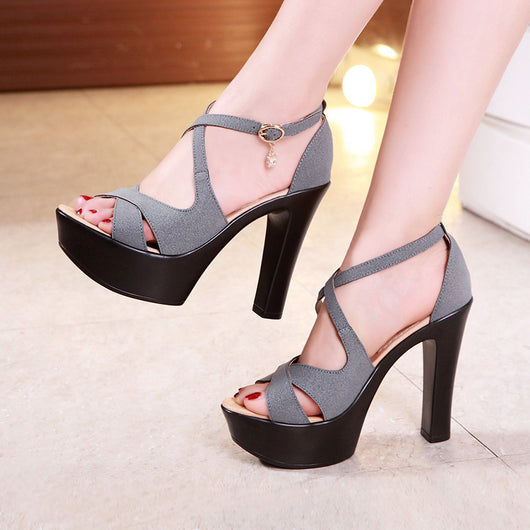 Zapatos Elegantes con Punta Abierta - Modelo Pasarela - Image 9