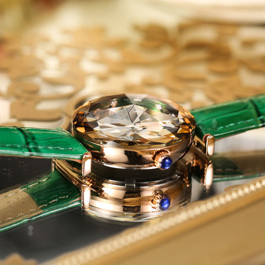 Reloj Elegante para Mujer con Dial Espejo y Correa Ajustable - Image 2