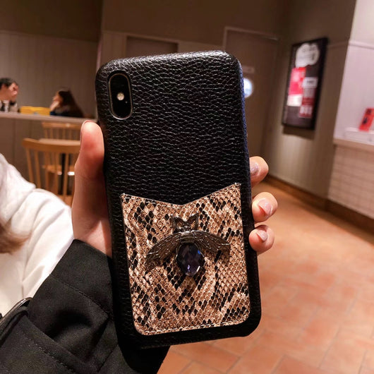 Funda para Teléfono con Diseño en V - Image 11