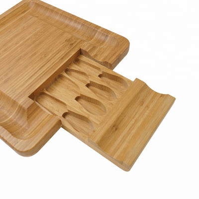 Tabla de Quesos de Bambú Premium con Juego de Cuchillos - Image 3