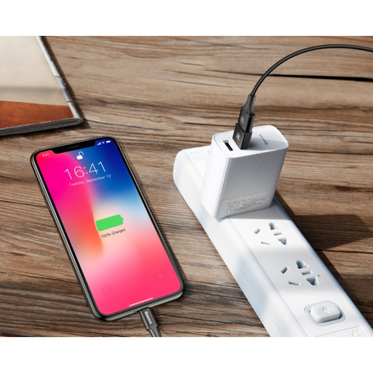Adaptador USB-C para Laptop - Carga Rápida y Transferencia de Datos - Image 4
