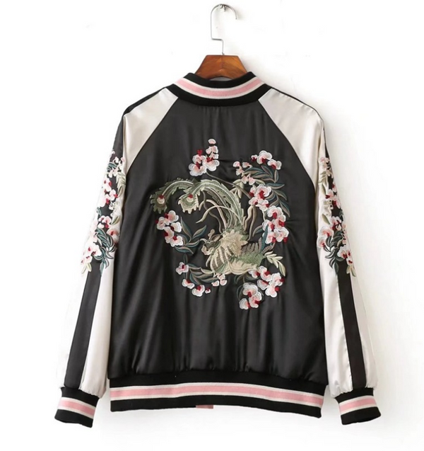Chaqueta Acolchada de Béisbol con Bordado Floral Bilateral y Cuello Tipo Uniforme
