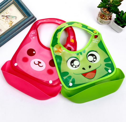 Babero infantil impermeable con bolsillo coleccionable de silicona - Image 3