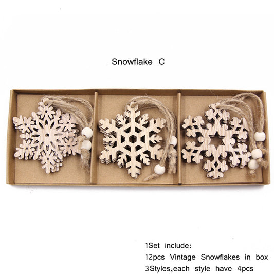 Caja de 12 Adornos Navideños de Madera con Diseños de Copos de Nieve - Image 2