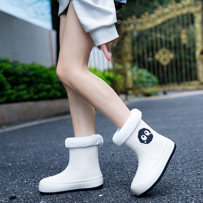 Botas de Lluvia Coreanas con Diseño Kawaii y Suela Antideslizante para Mujer - Image 3