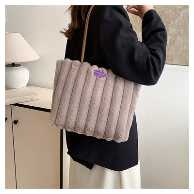 Bolso Tote Grande de Felpa para Otoño e Invierno - Image 22