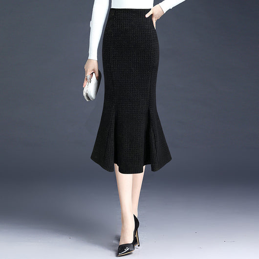 Falda Midi Ajustada Cuadros Rojo con Corte Sirena