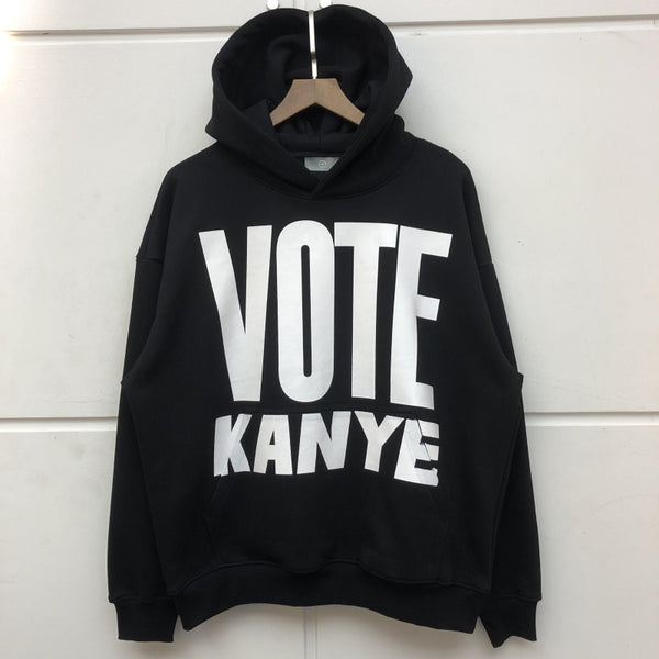 Sudadera con Capucha de Campaña - Diseño de Letras Icónico