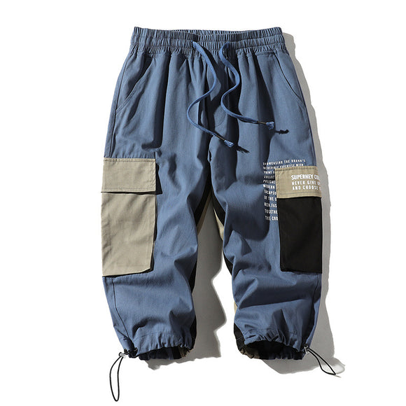 Pantalones Cargo Blancos Acortados con Múltiples Bolsillos
