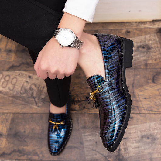 Zapatos de Cuero Puntiagudos Estilo Coreano para Hombre - Image 4