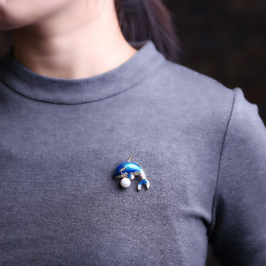 Broche Delfín Europeo Americano - Diseño Moderno - Image 6