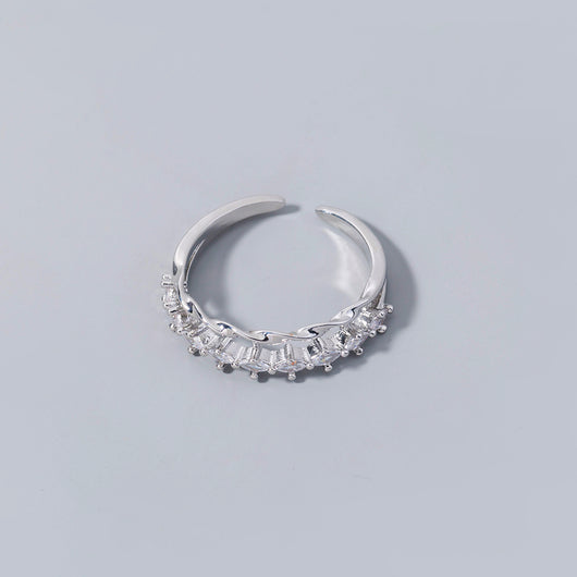 Anillo de Latón con Zirconia en Forma de Gota de Agua - Image 6