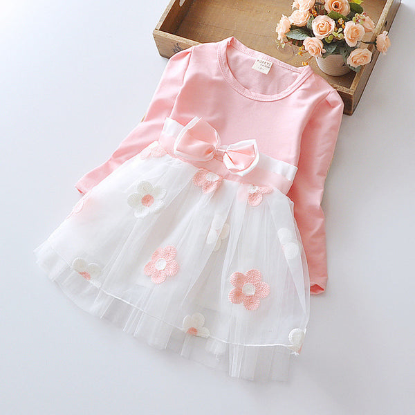 Vestido Largo con Mangas y Detalle de Flores
