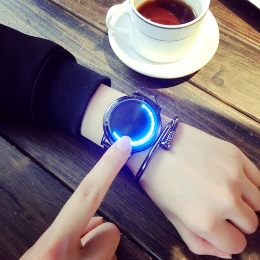 Reloj LED Inteligente Circular Impermeable - Unisex Pareja - Image 2