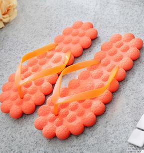 Chanclas Antideslizantes Creativas para Mujer - Comodidad de Verano - Image 3