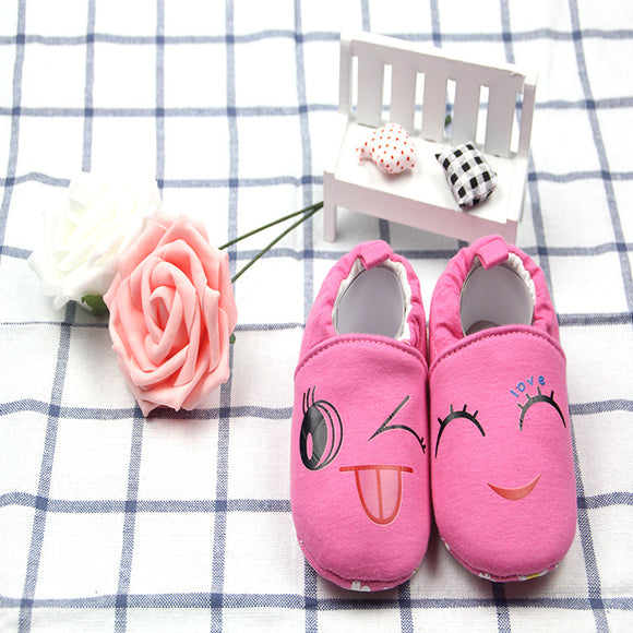 Zapatos de Algodón Puro para Bebé - Diseño de Caricatura Bordado