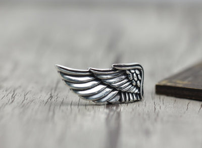 Anillo de Alas Personalizado Estilo Vintage - Image 3