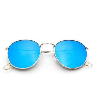 Round frame vintage sunglasses with silver metal frames and dark gray lenses on a white background. - Image 4