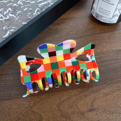 Pasador Elegante de Cuadros Geométricos en Tonos Neutros - Image 7