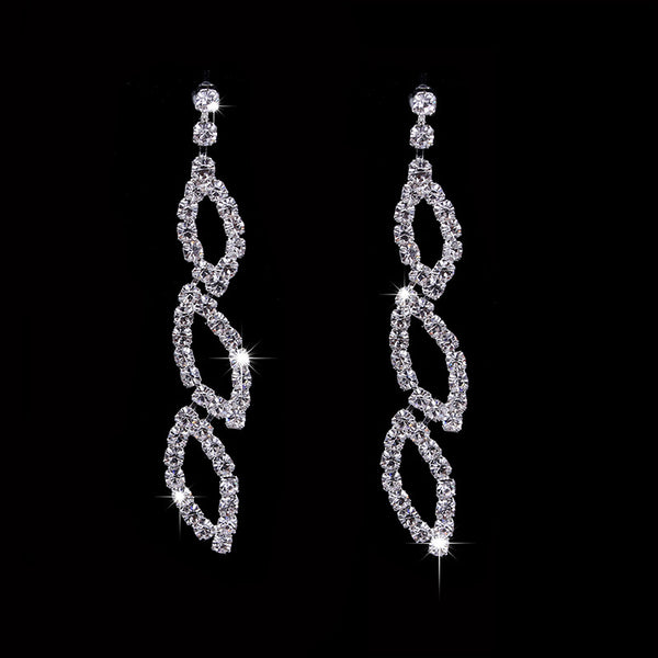 Conjunto de Joyas Nupcial Clásico: Aretes y Collar para Novia