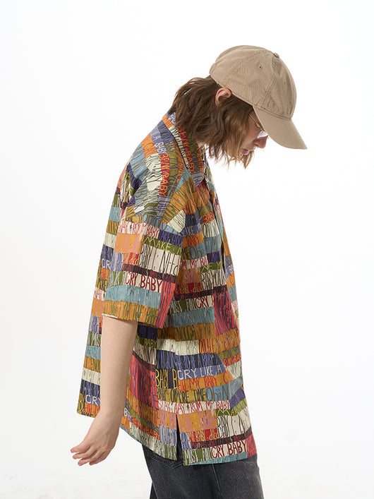 Camisa Suelta con Estampado de Letras y Bloques de Color - Image 13