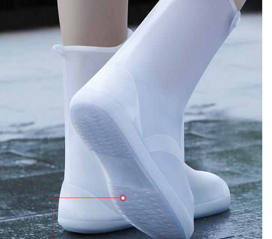 Cubrezapatos Impermeables Blancos PVC Reutilizables para Mujer - Image 9