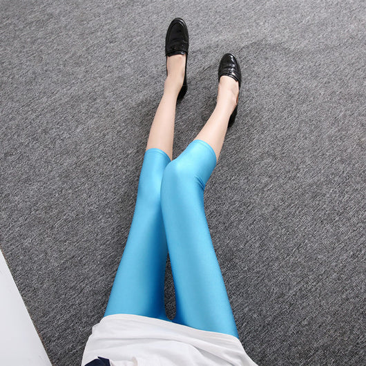 Leggings Brillantes de Siete Puntos - Colores Sólidos Efecto Brillo - Image 6