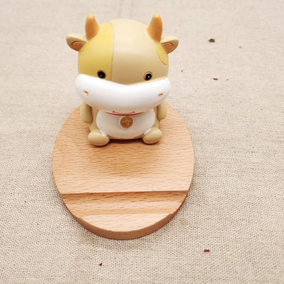 Soporte Personalizado para Teléfono en Madera de Haya con Monedero Integrado - Image 18