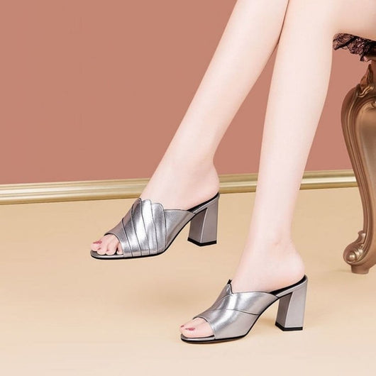 Sandalias de Cuero para Mujer con Tacón Grueso y Punta Abierta - Image 8