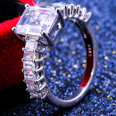 Anillo de Circón Cuadrado - Image 3