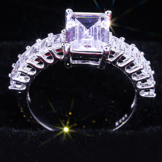 Anillo de Circón Cuadrado - Image 2