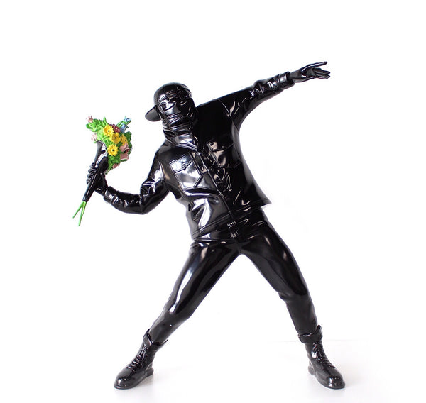 Escultura Decorativa Banksy Flower Boy - Arte Urbano para tu Hogar - Image 5