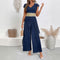 Jumpsuit Elegante con Escote en V y Detalles de Encaje