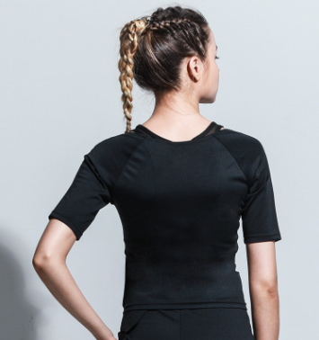 Playera Deportiva Activadora de Sudoración para Mujeres