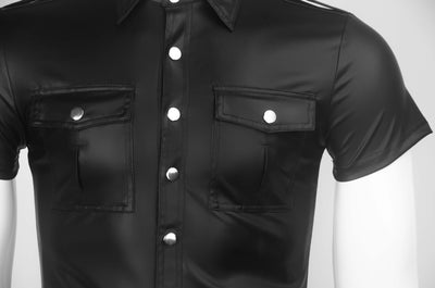 Camisa ajustada de charol con manga corta - Image 9