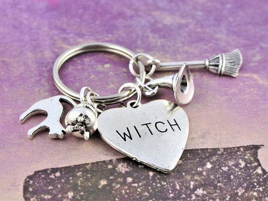Llavero Bruja Halloween - Accesorio Temático de Magia y Hechicería