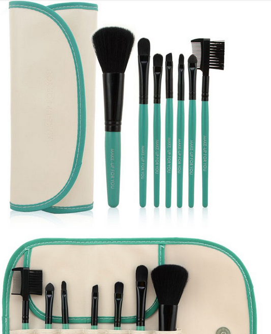 Set de 7 Brochas de Maquillaje Premium con Estuche de Lujo - Image 2