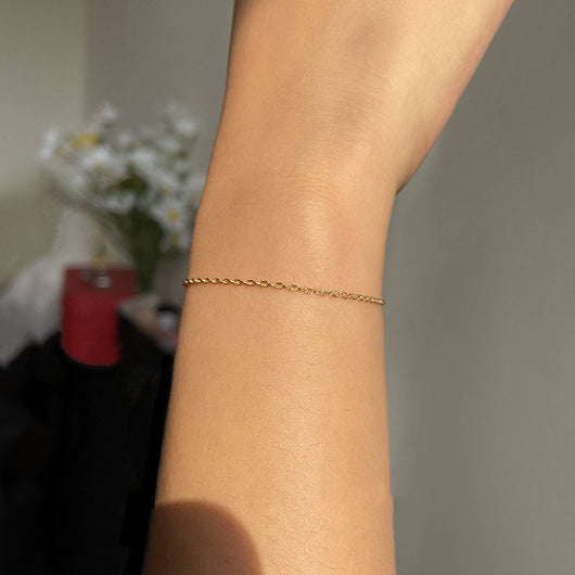 Pulsera de Oro 14K Eslabones Ondulados Delicados - Image 5