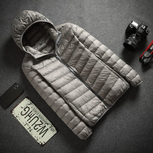 Chaqueta Acolchada Ultraligera con Capucha y Cuello Parado para Hombre - Image 37