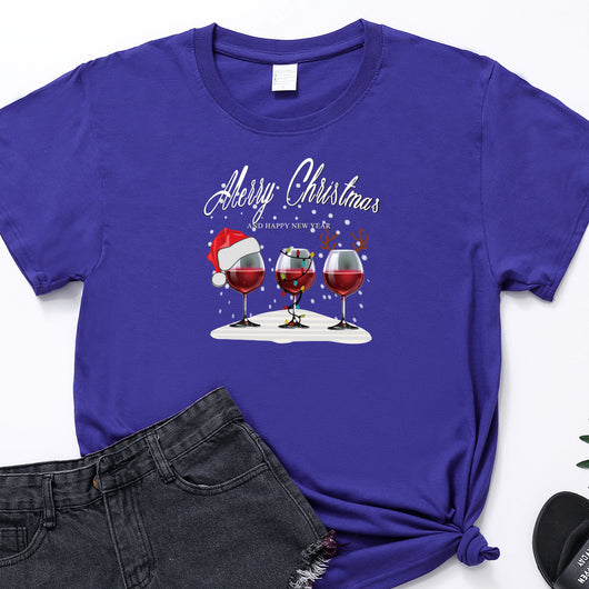 Playera Navideña con Estampado de Tres Copas de Vino - Image 8