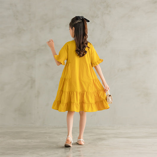 Vestido Amarillo Infantil de Color Liso con Mangas Coquetas - Image 3