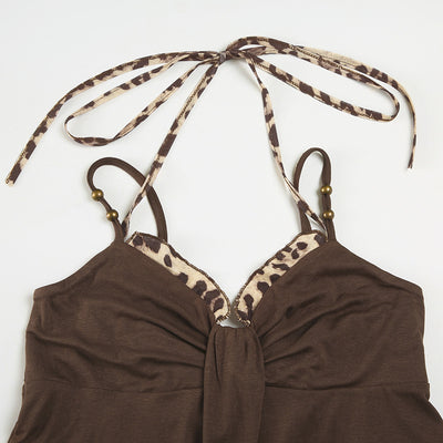 Top Halter Anudado con Detalles de Cuentas y Empalmes Leopardo - Image 9