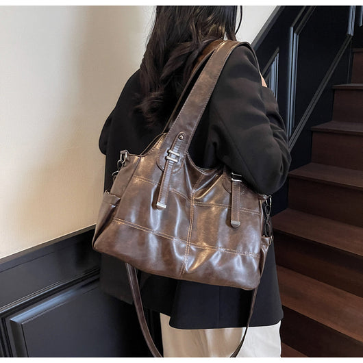 Bolso de Cuero Suave Grande con Bandolera Ajustable para Mujer - Image 12