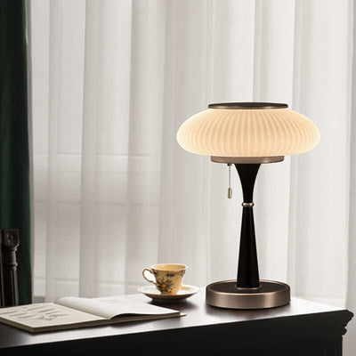 Lámpara de Escritorio Estilo Retro Americano en Madera Maciza - Image 9