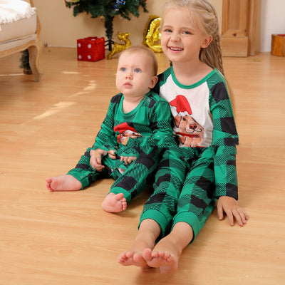 Pijamas Navideños Largos para Toda la Familia - Image 3